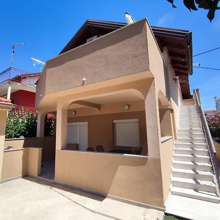 Apartmani Vuckovic Vodice Exteriör bild