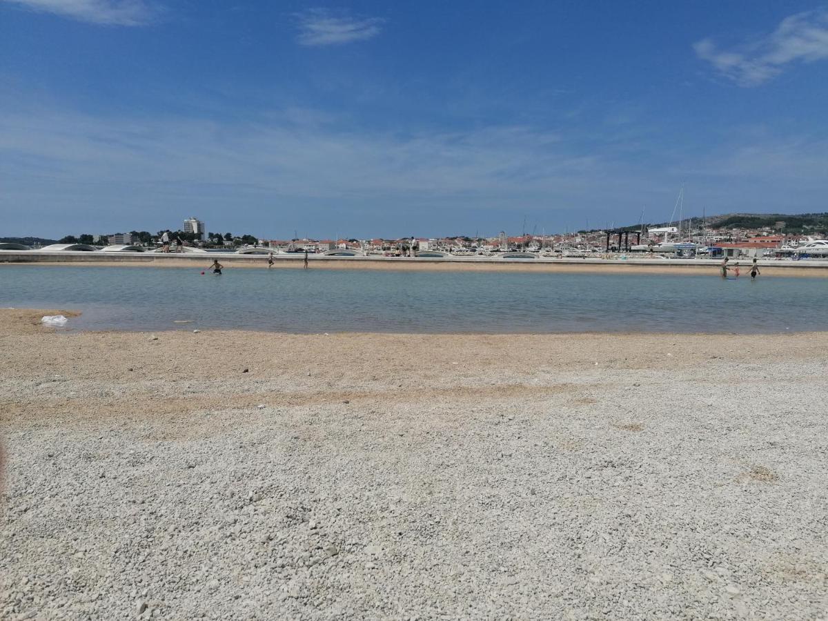 Apartmani Vuckovic Vodice Exteriör bild